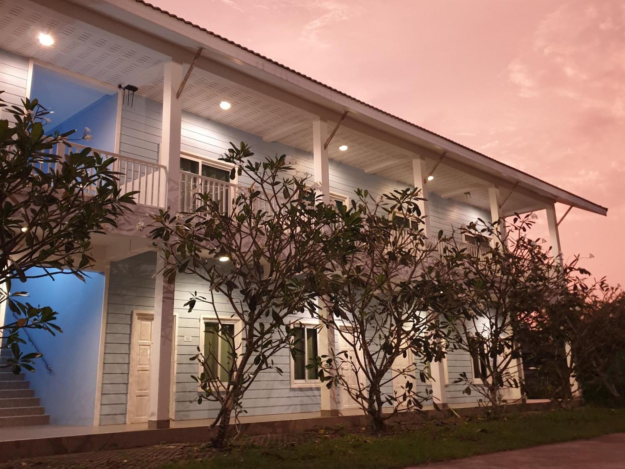Vanilla Ville Resort Khlong Thom Exterior foto